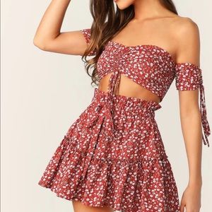 Ruched front daisy top and skirt set